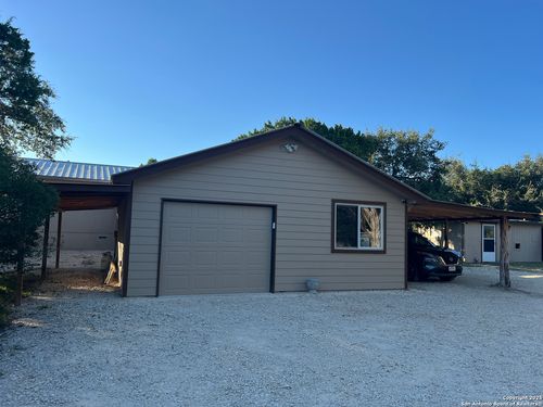 314 Harbour Way, Lakehills, TX, 78063-6753 | Card Image