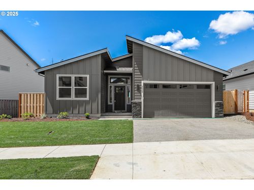 2638 Ne Justus Ave, Estacada, OR, 97023-7790 | Card Image