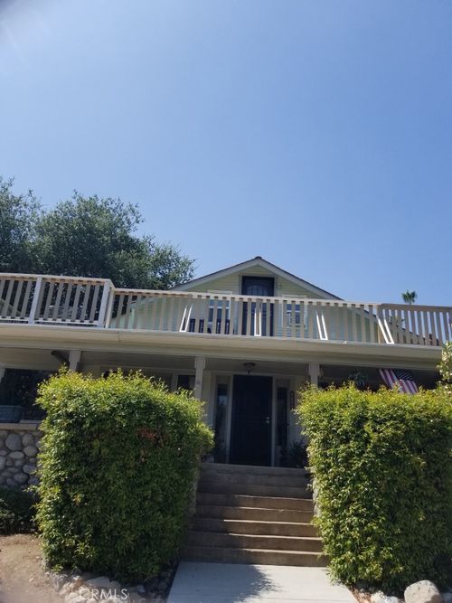 2477 Vista Dr, Upland, CA, 91784 | Card Image