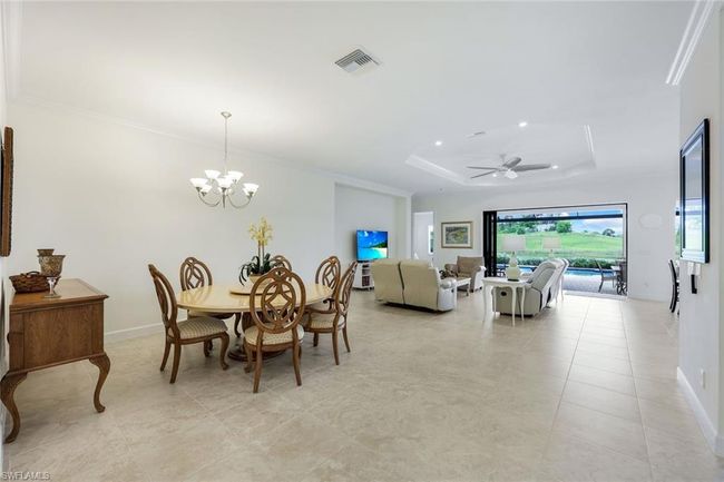 Living/Dining | Image 12