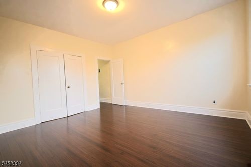 d5-148 Chancellor Ave, Newark, NJ, 07112-1980 | Card Image