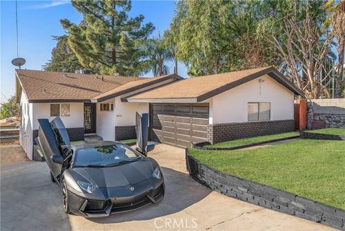 10231 Fairgrove Ave, Tujunga, CA, 91042 | Card Image