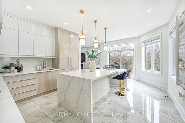 1343 Klondike Dr, House other with 5 bedrooms, 4 bathrooms and 5 parking in Oshawa ON | Image 14