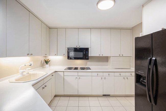 Kitchen | Image 7