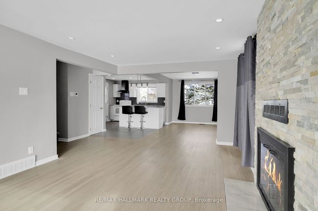 13 Coolspring Cres, House other with 3 bedrooms, 3 bathrooms and 5 parking in Nepean ON | Image 7