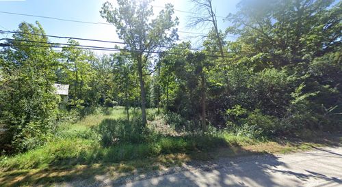 233 Kohl Ave, Lake Bluff, IL, 60044-1307 | Card Image