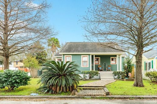 4701 Alamo Drive, Galveston, TX, 77551 | Card Image