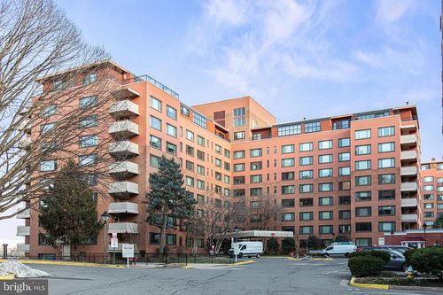 apt-624-1021 Arlington Blvd, ARLINGTON, VA, 22209-2215 | Card Image