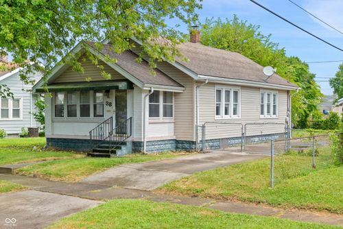 38 Ringwood Way, Anderson, IN, 46013-4251 | Card Image