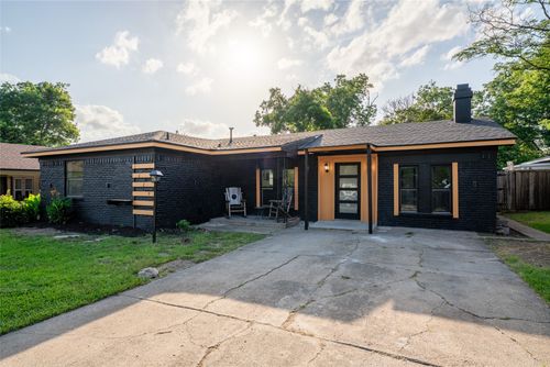 3229 Santiago Dr, Mesquite, TX, 75150-1722 | Card Image