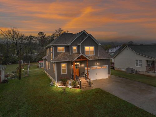 1011 Browns Ferry Rd, Chattanooga, TN, 37419-1517 | Card Image