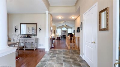 38 Stornoway Cres, House other with 2 bedrooms, 2 bathrooms and 6 parking in Seaforth ON | Image 3