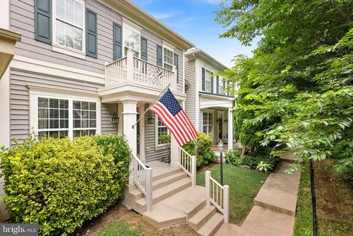 516 Gentlewood Sq, PURCELLVILLE, VA, 20132-3398 | Card Image