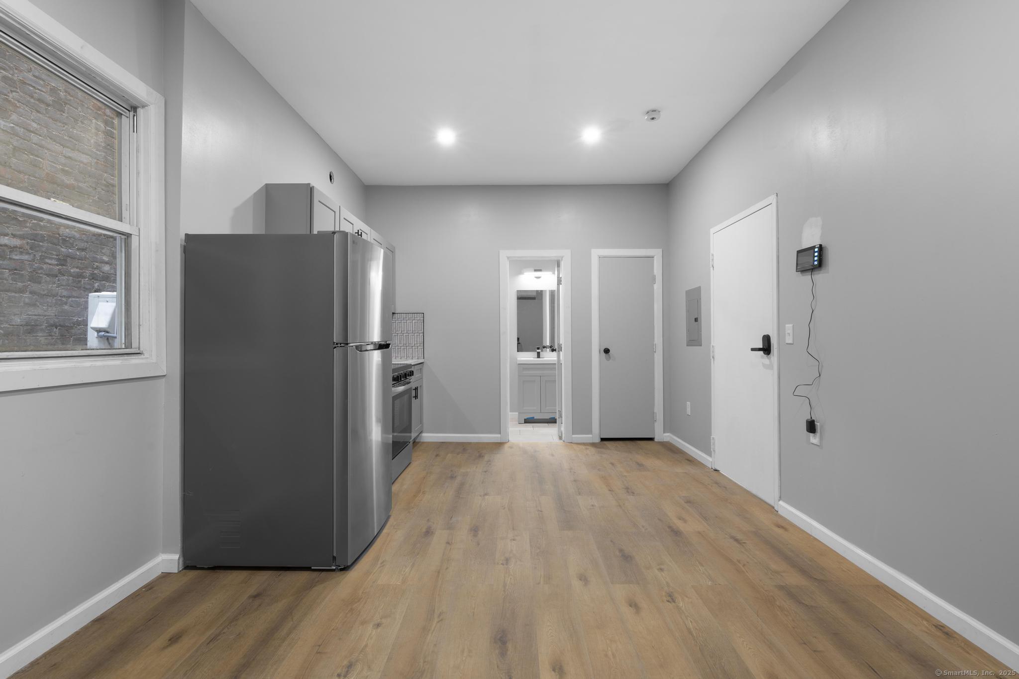 Residential Lease in Waterbury 5