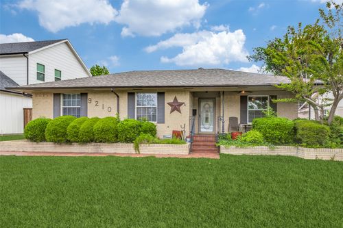 9210 Larchwood Drive, Dallas, TX, 75238 | Card Image