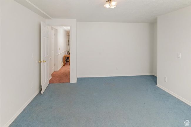 Bedroom 6 | Image 33