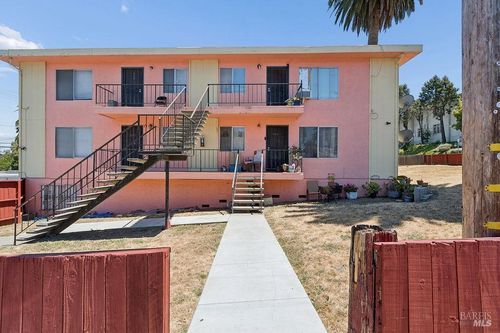 900 Santa Clara St, Vallejo, CA, 94590-5111 | Card Image