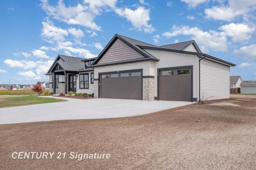 8884 Copper Ct, Freeland, MI, 48623-9336 | Card Image