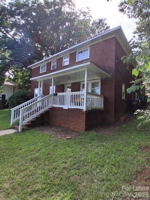 912 Berryhill Rd, Charlotte, NC, 28208-4116 | Card Image