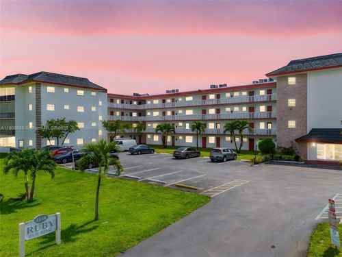 apt-114-4140 Nw 44th Ave, Lauderdale Lakes, FL, 33319-4846 | Card Image