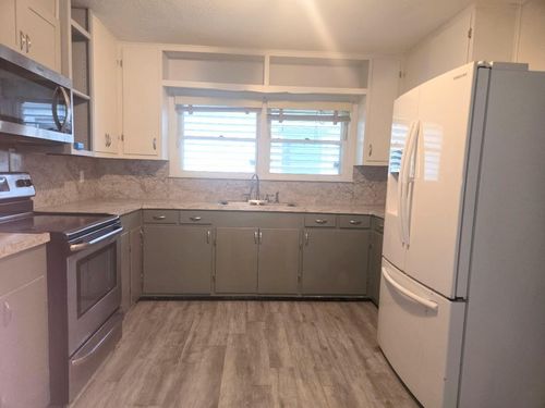 2543 Jackson St, La Marque, TX, 77568-3716 | Card Image