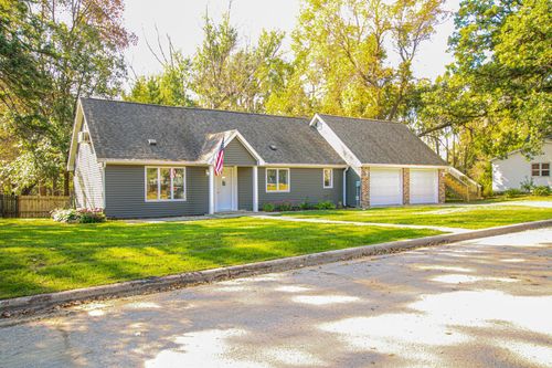 708 Osage St, Osakis, MN, 56360-8207 | Card Image