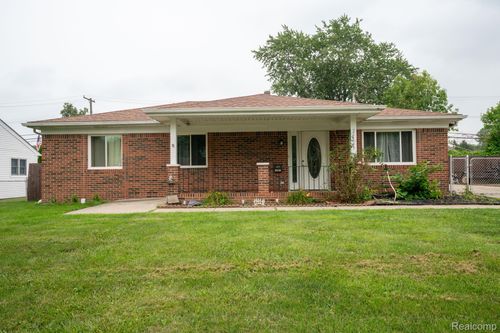 24611 Mount Olive Dr, Flat Rock, MI, 48134-9200 | Card Image
