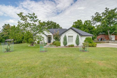 9620 Monticello Dr, Granbury, TX, 76049-4510 | Card Image