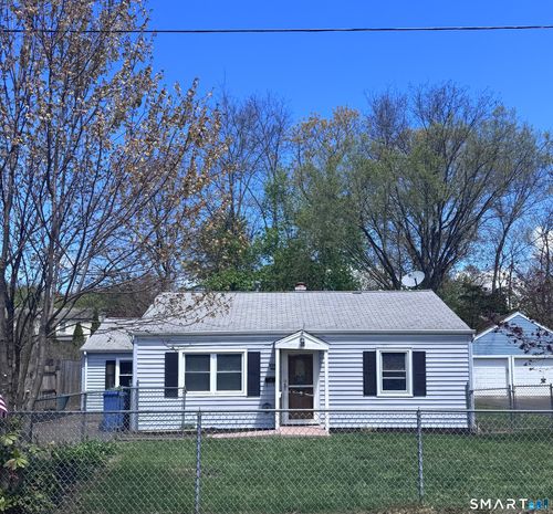70 Circle Dr, Wallingford, CT, 06492-1702 | Card Image