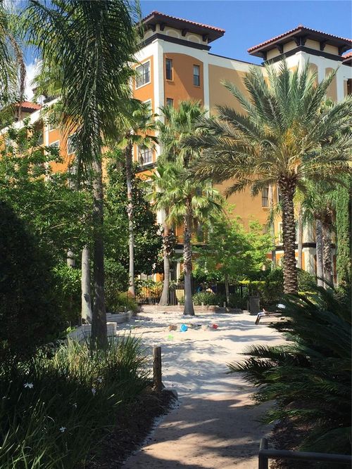 402d-12539 Floridays Resort Drive, ORLANDO, FL, 32821 | Card Image
