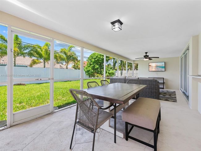 2721 Ne 45 Th St, House other with 2 bedrooms, 2 bathrooms and null parking in Lighthouse Point FL | Image 7