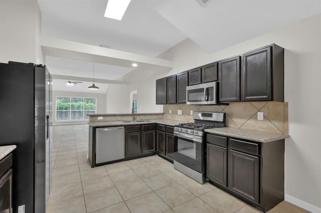 Kitchen. | Image 20