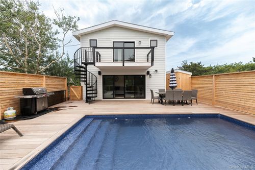 108 Ocean Rd, Ocean Beach, NY, 11770-2061 | Card Image