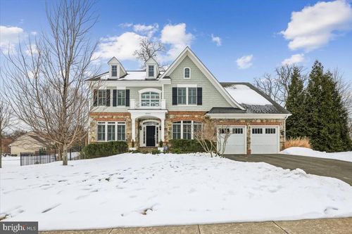 10321 Lynch Ln, OAKTON, VA, 22124-1792 | Card Image