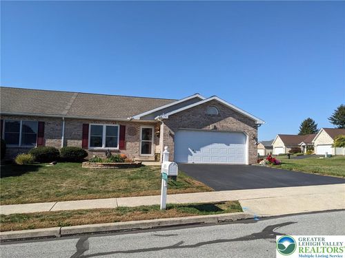 3074 Center Rd, NORTHAMPTON, PA, 18067-1005 | Card Image