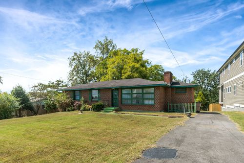 2434 Chapman Dr, Nashville, TN, 37206-1518 | Card Image