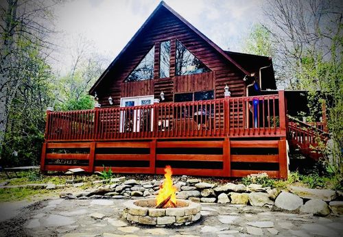 302 Rivercane Rd, Brasstown, NC, 28902-8112 | Card Image