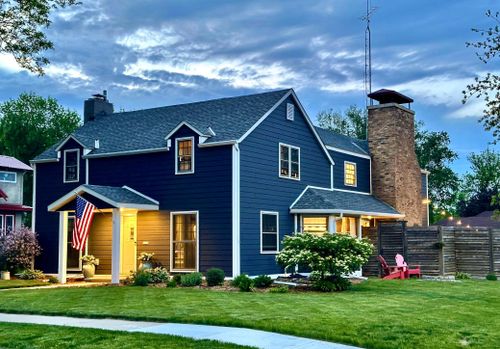 521 E 3rd St, Redwood Falls, MN, 56283-1711 | Card Image