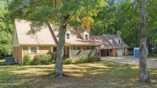 735 Daniels Rd, Corapeake, NC, 27926-9516 | Card Image