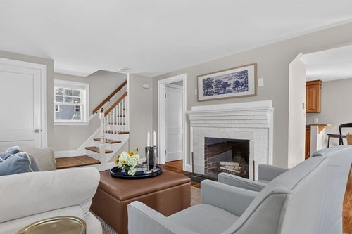 31 Charlesbank Rd, Dedham, MA, 02026-7101 | Card Image