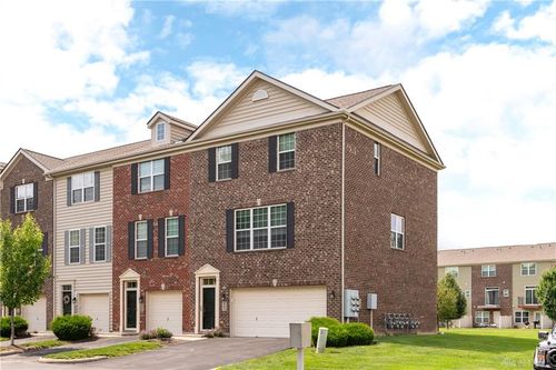 9564 Tahoe Dr, Washingtn Twp, OH, 45458-3699 | Card Image