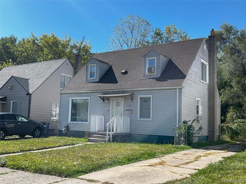 20545 Hamburg St, Detroit, MI, 48205-1022 | Card Image