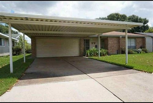 612 N 34th St, Nederland, TX, 77627-7117 | Card Image