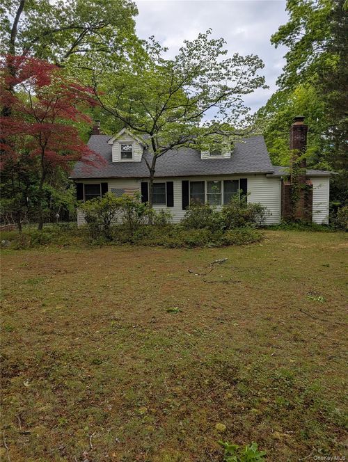45 Sunken Meadow Rd, Northport, NY, 11768-2720 | Card Image