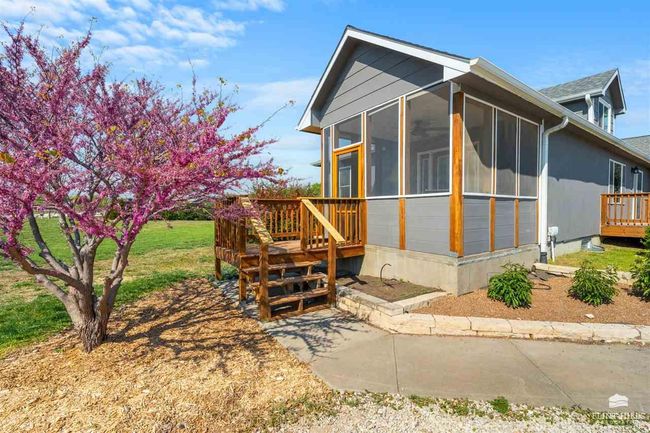 3673 Stewart Farm Rd, House other with 6 bedrooms, 4 bathrooms and null parking in Wamego KS | Image 4