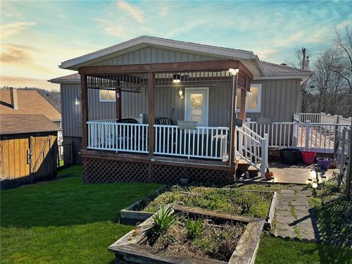 2 Hill St, Republic, PA, 15475 | Card Image