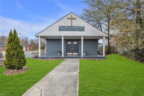 730 Finck Ln, Chesapeake, VA, 23320-6654 | Card Image