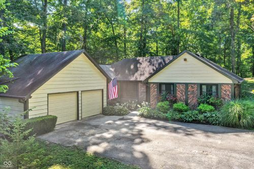2289 Twinlake Dr, Morgantown, IN, 46160-9094 | Card Image