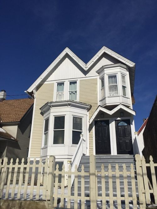 10-12 Cottage Pl, Bridgeport, CT, 06604-5516 | Card Image