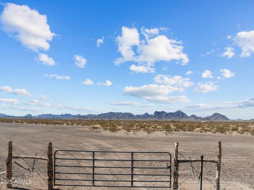 --39003 Avenue 41 E, Salome, AZ, 85348-3818 | Card Image